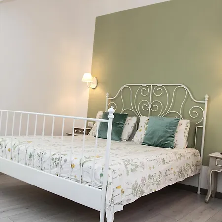 Carducci Bed & Breakfast Como