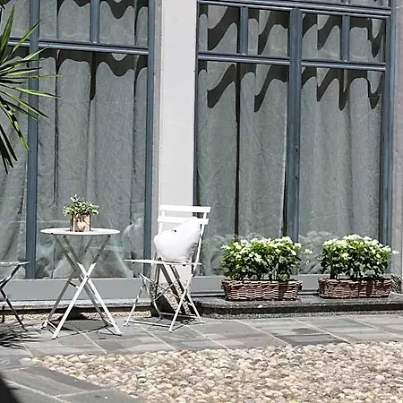 Carducci Bed & Breakfast Como