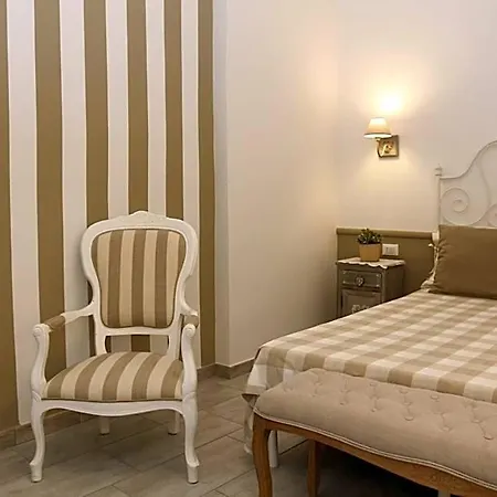 Carducci Bed & Breakfast 4*