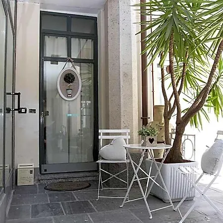 Carducci Bed & Breakfast 4*
