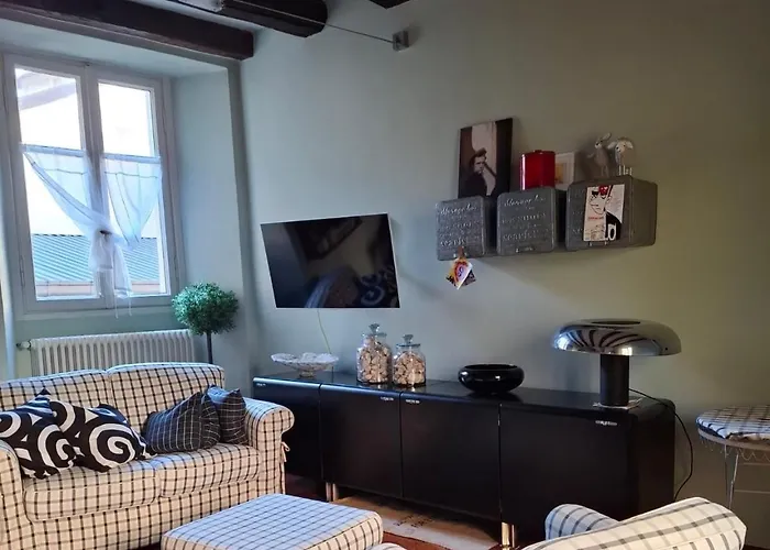 Carducci فندق مبيت وإفطار 4*